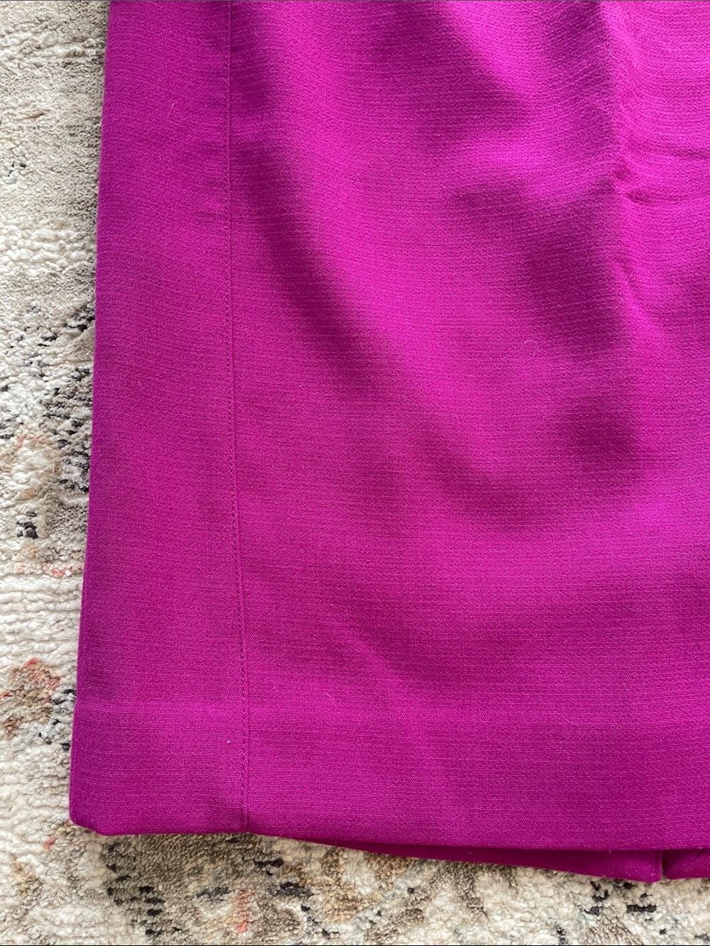 RARE The Limited Fuchsia Pencil Skirt - Picture 5 of 10